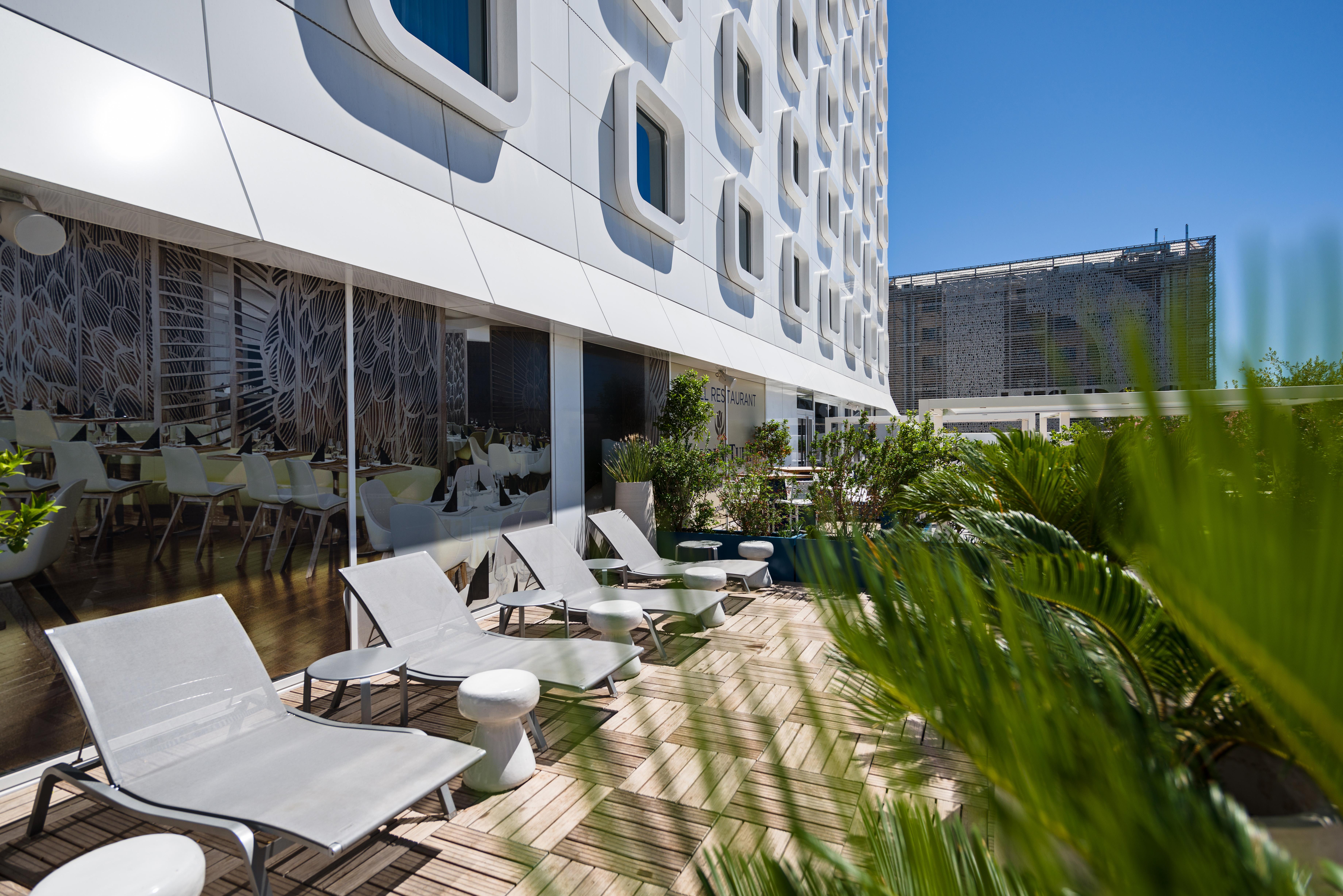 Hotel Golden Tulip Marseille Euromed Exterior foto