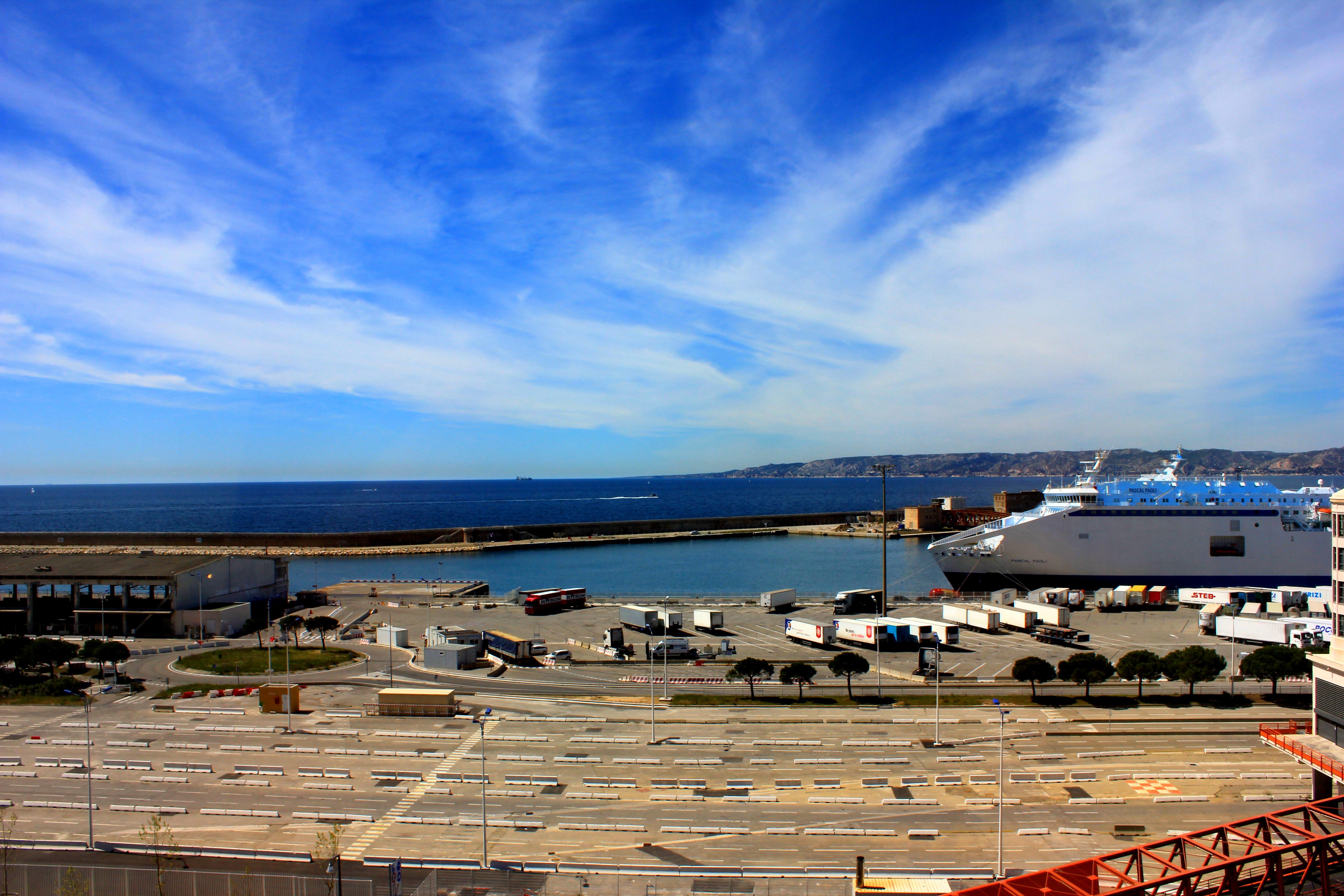 Hotel Golden Tulip Marseille Euromed Exterior foto